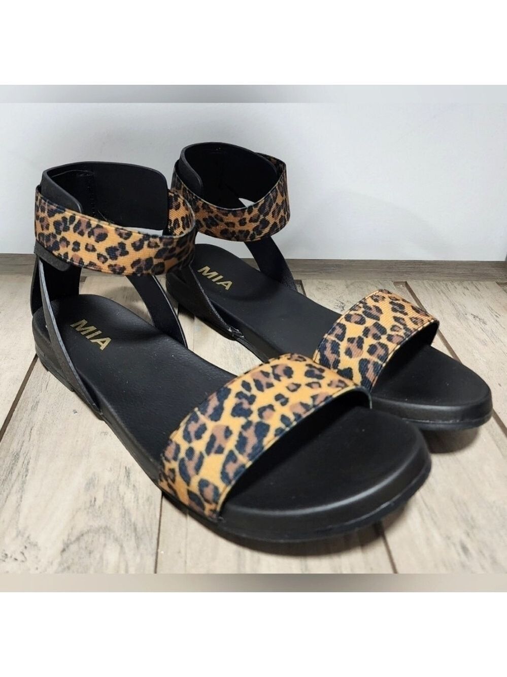 Mia Lydya Cheetah Print Sandals Size 6.5 - New In Box